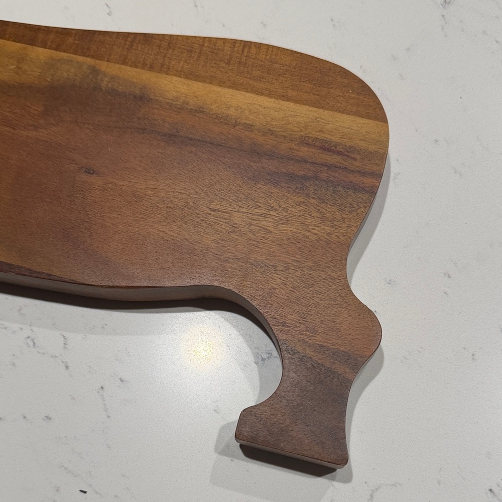 Dachshund-Shaped Acacia Wood Serving Board - Warm Brown - Picture 8 of 13